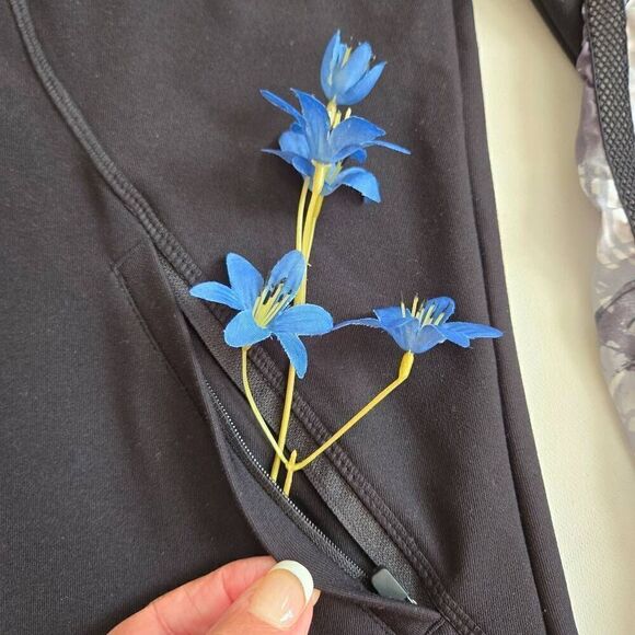 MPG Womens Mock Neck Athletic Warm Up Jacket Black White Medium - Picture 7 of 12